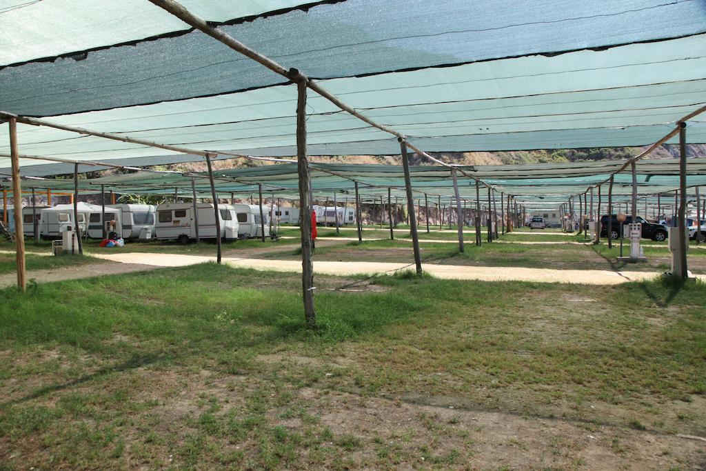 Villaggio Camping La Scogliera Ricadi Exteriér fotografie