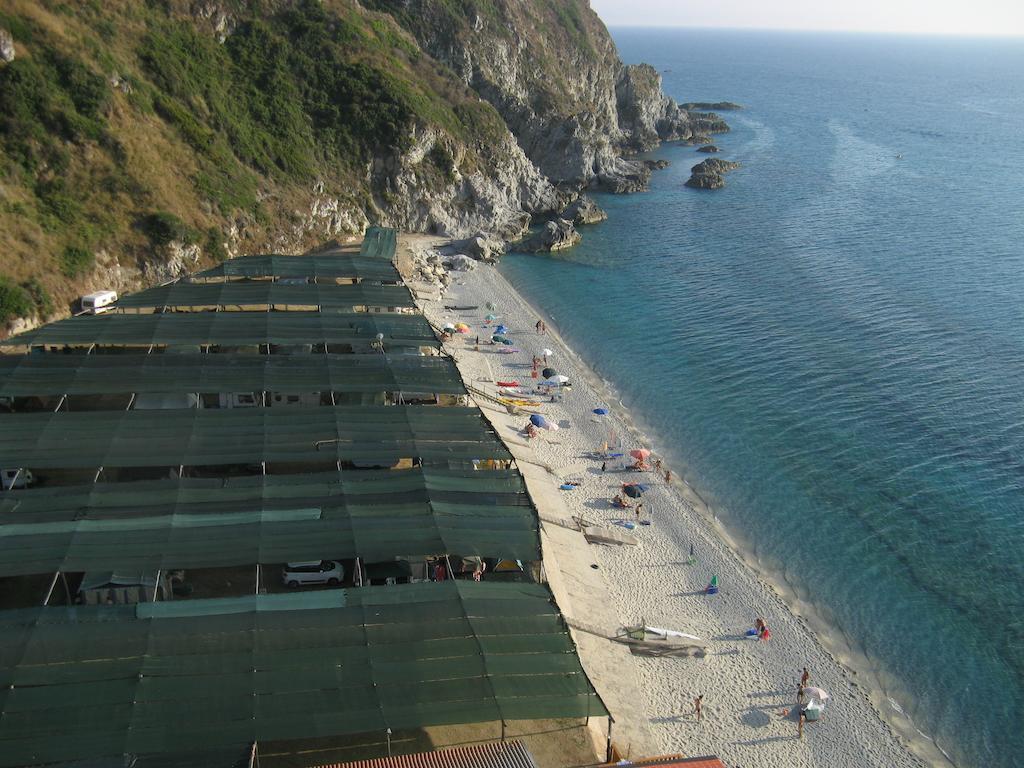 Villaggio Camping La Scogliera Ricadi Exteriér fotografie